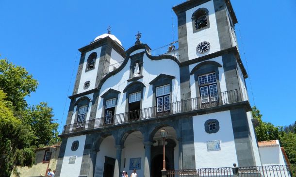 Turismo Religioso na Madeira: Um Caminho de Fé e Património